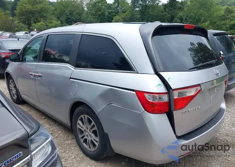 2013 Honda Odyssey Ex-L from USA, damaged, VIN 5FNRL5H69DB077610